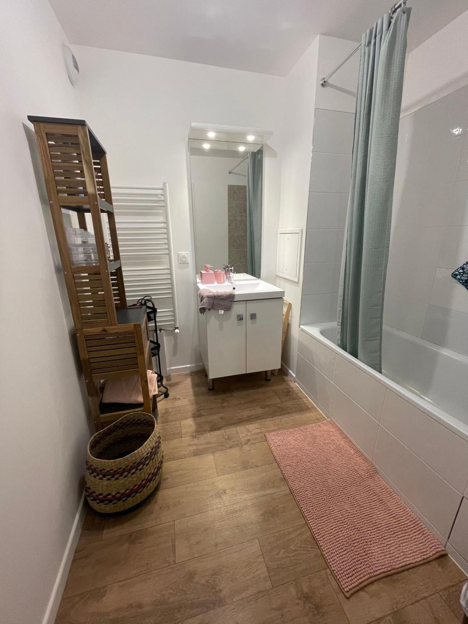 Prego , Cosy Flat Next To Disneylandparis ฌองเตอลูป์อองบรี ภายนอก รูปภาพ